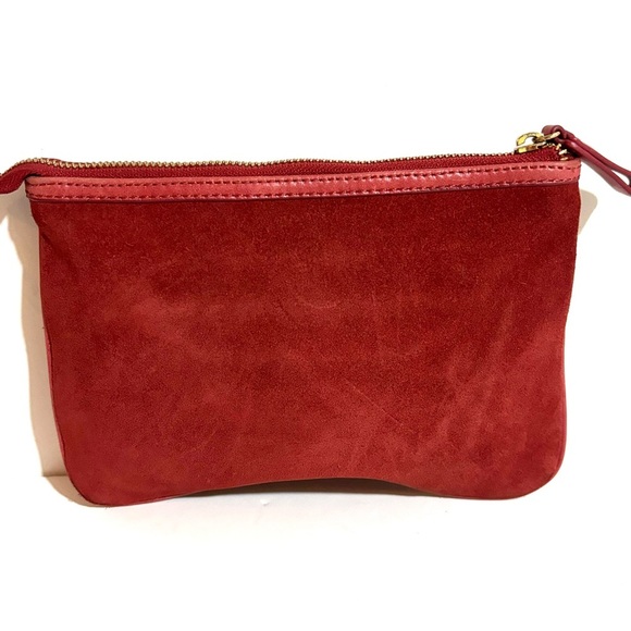 GF FERRE Elegant Red Suede Clutch - Picture 2 of 5